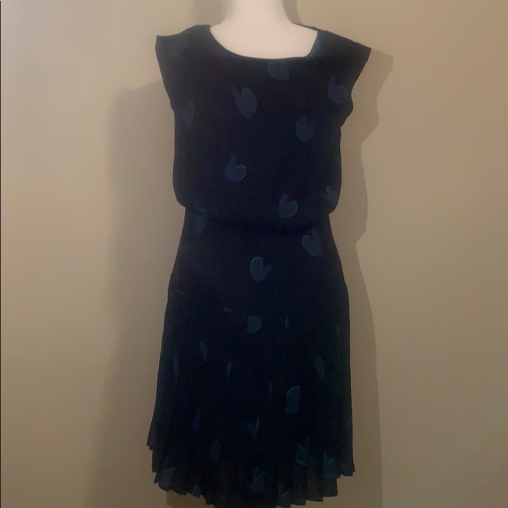 Loft dress size 4 black with green hearts